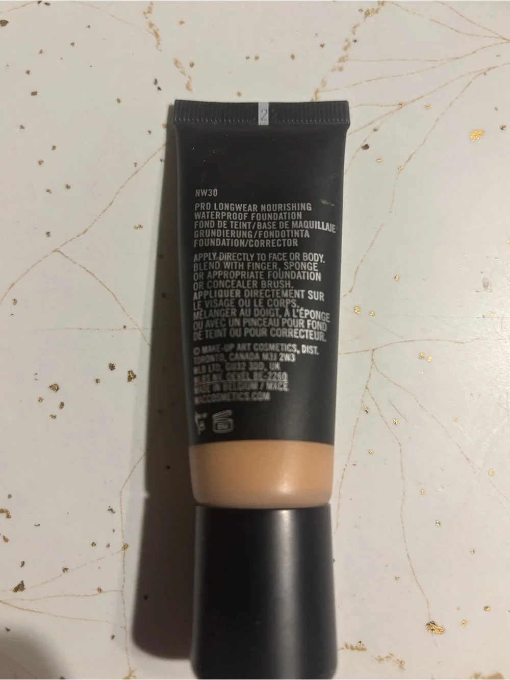 MAC Cosmetics Pro Longwear Nourishing Waterproof Foundation NW30